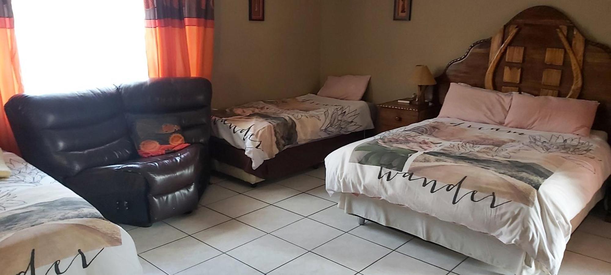 African Elephant Guesthouse Germiston Exterior photo